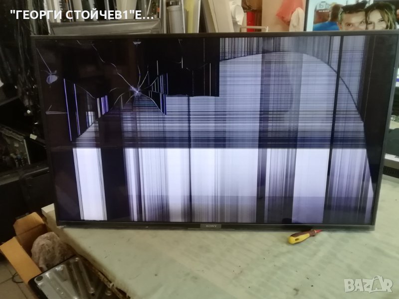 SONY   KD-43XH8096  СЪС СЧУПЕН ДИСПЛЕЙ , снимка 1