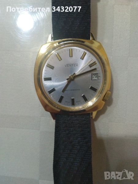 Стар швейцарски часовник с позлата никога не е ползван, снимка 1