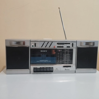 PRUNUS J-199 Retro Radio - Bluetooth Radio Mit 3-Wege-Stromversorgung