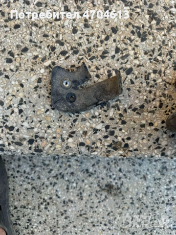 Планка захват на спирачният маркуч за Ауди Audi A8 D4 H4 само за 10Eur. 4h0611845e