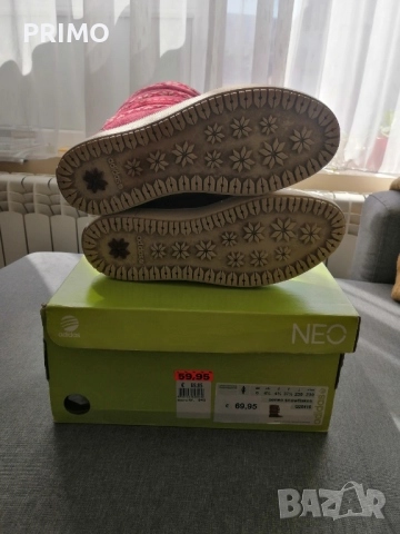 Дамски зимни ботуши adidas SENEO SNOWFLAKES, снимка 4 - Дамски ботуши - 51767201