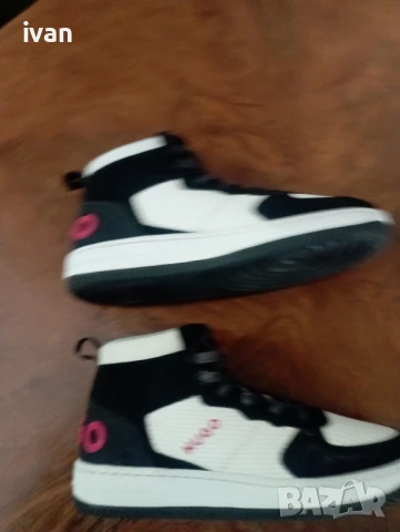 Детски маратонки HUGO
в бяло G00245 Оригинални, снимка 12 - Детски маратонки - 50698411