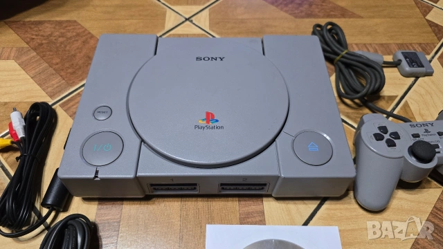 PlayStation (PS1) комплект като ново, Sony SCPН-9002, произведен в Япония, снимка 2 - PlayStation конзоли - 54134453