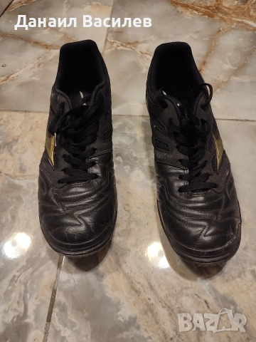 Футзални обувки Mizuno 44.5 – отлично състояние