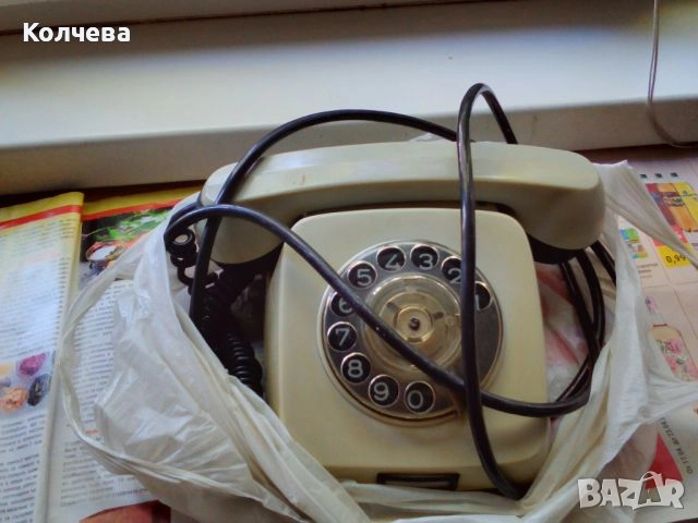 продавам стар модел, отлично запазен, работещ телевизор Шарп и рутер, снимка 7 - Антикварни и старинни предмети - 50669619