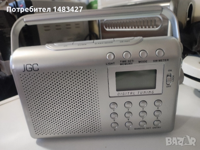 Радио с цифров тунер немско