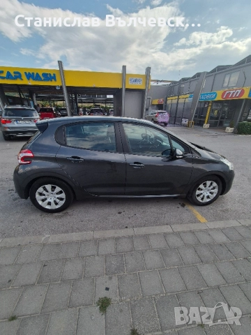 Peugeot 208, снимка 4 - Автомобили и джипове - 51505722