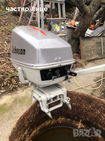 Извънбордов двигател Johnson , снимка 3 - Воден транспорт - 50954382