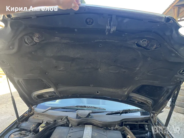 Преден капак за Mercedes C-class W203 (седан и комби), снимка 10 - Части - 55881243