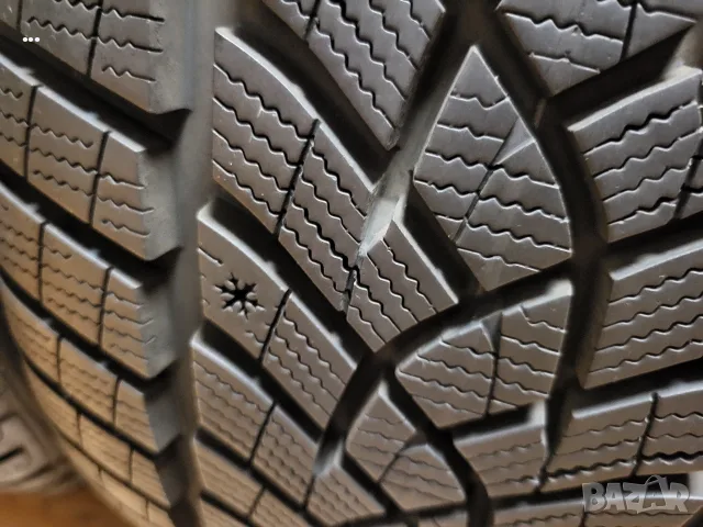 235/40/19 Goodyear / зимни гуми, снимка 8 - Гуми и джанти - 55923400