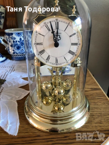 Настолен часовник Jughans