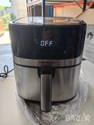 Мощен Air Fry Taurus Digital 7S Wall –  1600W с 6,5L обем и иновативен разделител за готвене без сме
