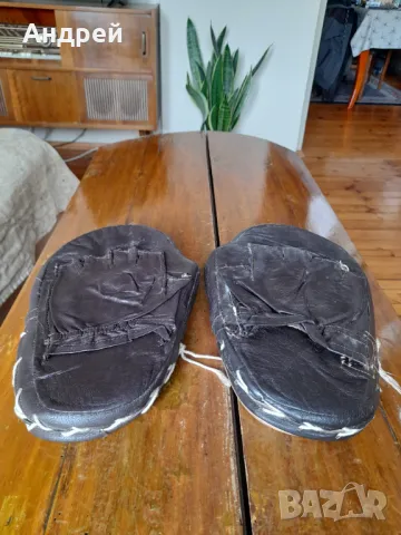 Стари боксови,спаринг ръкавици 