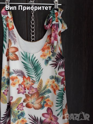 Прекрасна ефирна рокля с цветен пъстър принт, с пандела на едното рамо, свободно падаща, елегантна, снимка 4 - Рокли - 37416868