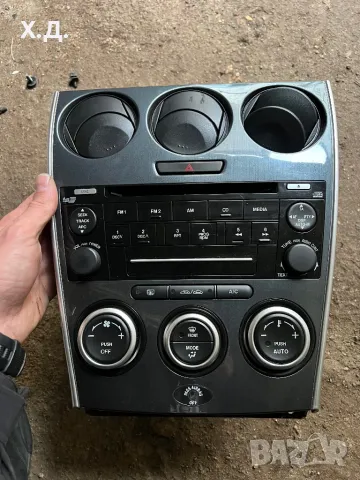 Cd player и управление климатроник Мазда 6 , снимка 1 - Части - 49513113