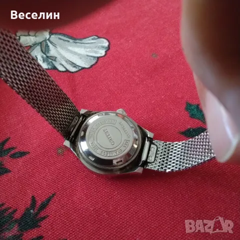 Дамски часовници, снимка 8 - Дамски - 17229356