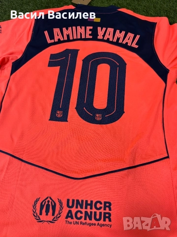 Фланелка на Барселона с Ламин Ямал