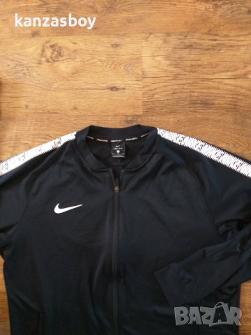 nike - страхотно мъжко горнище ХЛ-размер, снимка 4 - Спортни дрехи, екипи - 39972546