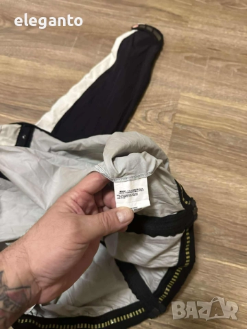 Оригинално мъжко яке Castelli  Rosso Corsa GORE-Windstopper  INFINIUM™ Jacket , XXL/XL , снимка 12 - Якета - 52404466