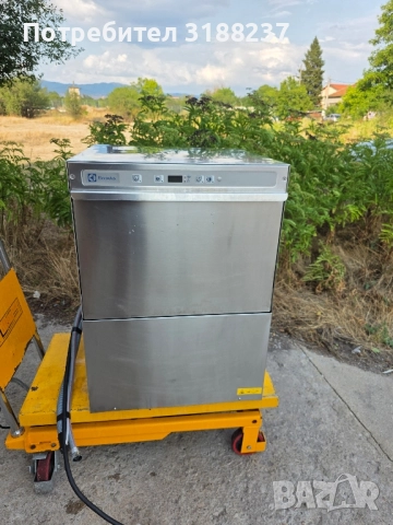 Професионална миялна машина Electrolux , снимка 8 - Обзавеждане за заведение - 51447091