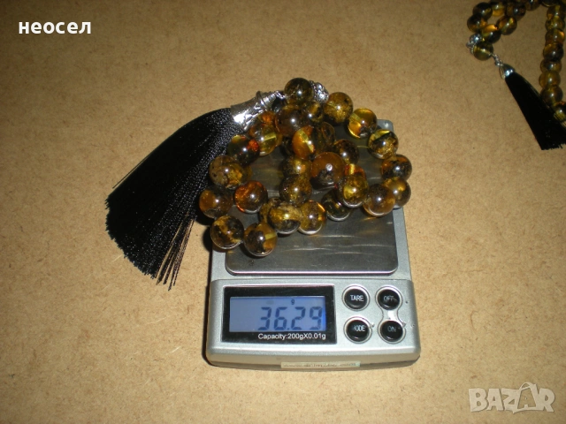 Кехлибарена броеница от натурален балтийски кехлибар цвят черен в мед /с фосили/ 36.29гр.гр., снимка 3 - Други - 49610943
