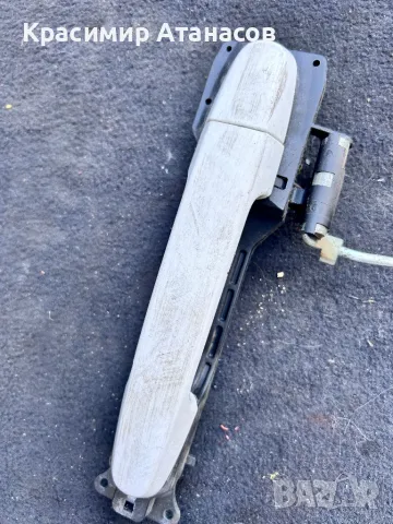 Външна дръжка за врата предна дясна за Тойота аурис. 2007-2012г, снимка 2 - Части - 50436476