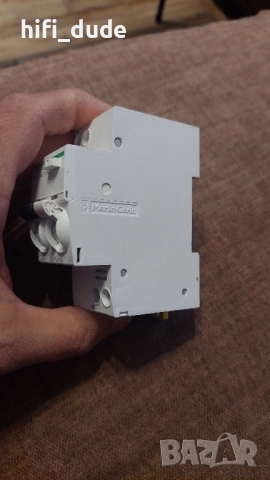 Дефектнотокова защита Schneider C20A, снимка 3 - Друга електроника - 52313718