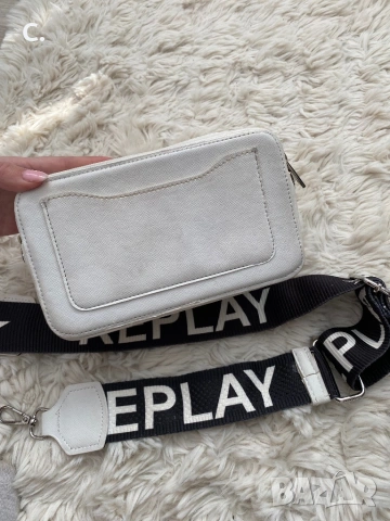 Дамска чанта, снимка 3 - Чанти - 54089605