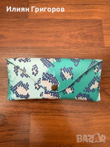 Калъф за слънчеви очила Leilani