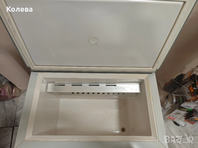 Хладилници на 12 V, 220 V и газ, снимка 5 - Хладилни чанти - 52548269