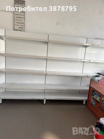 Стелажи за магазин
