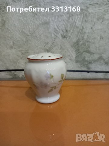 Порцеланова солница , снимка 5 - Сервизи - 40486708