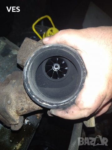 Турбо Мерцедес Ц220, снимка 2 - Части - 38451860