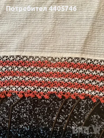 Ръчно тъкана с плетена на една кука дантела кърпа, снимка 2 - Антикварни и старинни предмети - 49469290
