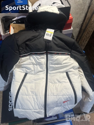 Яке NIKE Repeat Syn Fill - DX2037-133 Бяло, снимка 9 - Якета - 56289272
