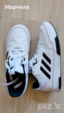 Маратонки Адидас , снимка 3 - Детски маратонки - 51528408