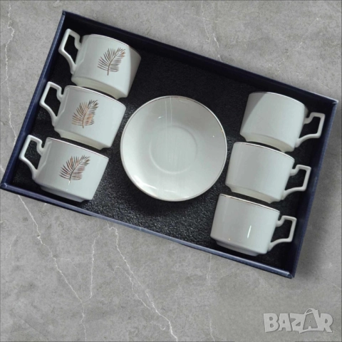 Луксозен порцеланов олекотен сервиз за кафе или чай в два размера, снимка 3 - Сервизи - 51874378