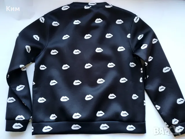 American Retro блуза от неопрен в черно с принт от бели устни, усмивки, снимка 2 - Блузи с дълъг ръкав и пуловери - 47792120