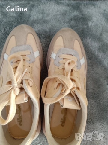 Оригинални маратонки , снимка 3 - Дамски елегантни обувки - 52942379