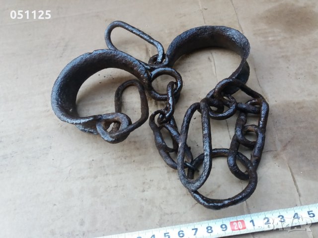 комплект ковани масивни букай , окови , пранги , белезници , снимка 15 - Антикварни и старинни предмети - 31758847