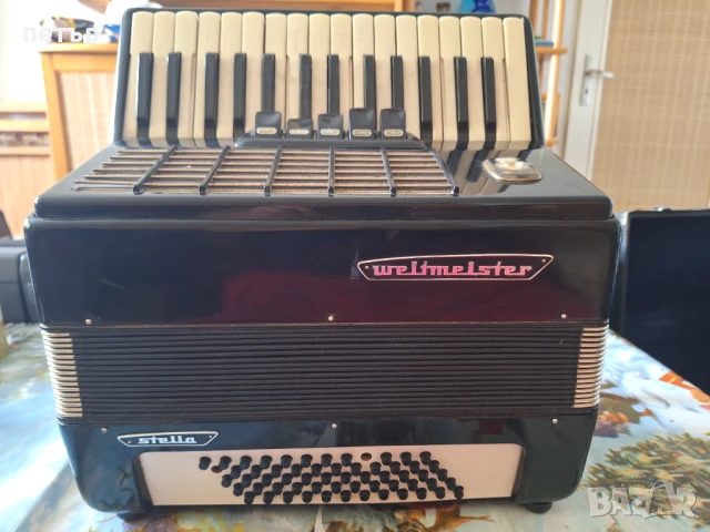 Акордеон Велтмайстер Стела 60баса , снимка 11 - Акордеони - 50664499