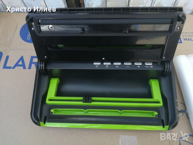 Вакуумна машина FoodSaver FFS005X 140W, снимка 13 - Други - 54121518