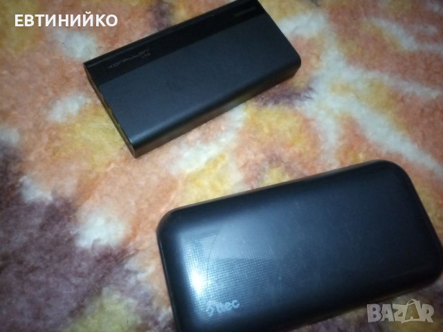 Лот 2 външни батерии 20 и 30000mah - 40 лв, снимка 1 - Външни батерии - 40720779