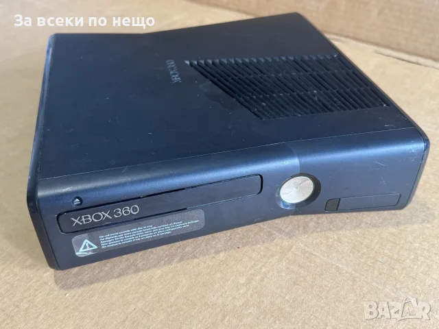 ОТЛИЧНО РАБОТЕЩА КОНЗОЛА Xbox 360s , Model 1439, снимка 11 - Xbox конзоли - 55843682
