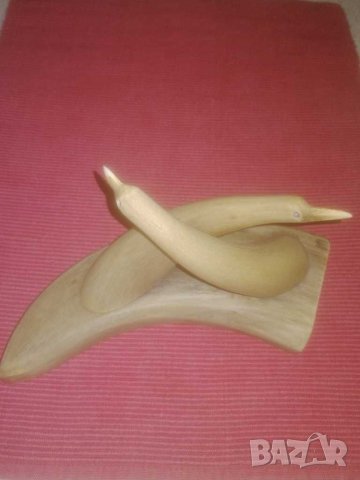 Стара статуетка от рог. 