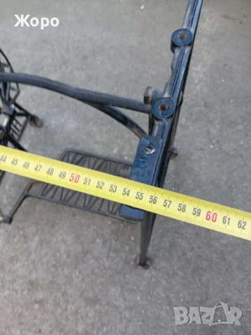 метални крака от шевна машина 30те BRITANNIA, снимка 9 - Антикварни и старинни предмети - 51151609