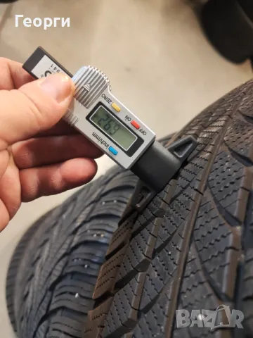 2бр.зимни гуми 225/50/18 Bridgestone, снимка 2 - Гуми и джанти - 48629375