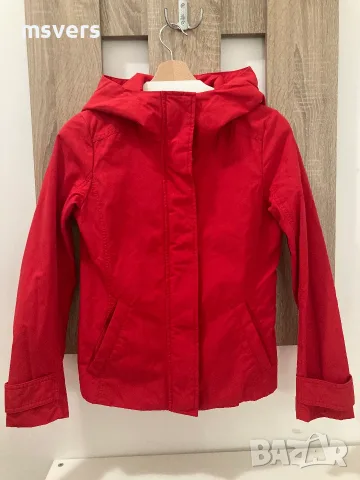 Яке на Benetton, червено, снимка 3 - Якета - 56550374
