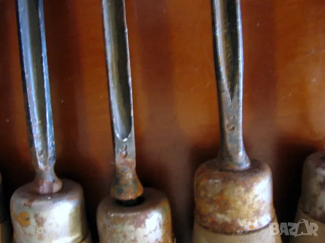 22 броя длета за дърворезба, резбарски длета произведни в Тетевен през 70/80 години на 20 век , снимка 10 - Други инструменти - 48617243