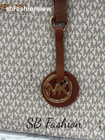 Michael Kors чанта, снимка 3 - Чанти - 51726454